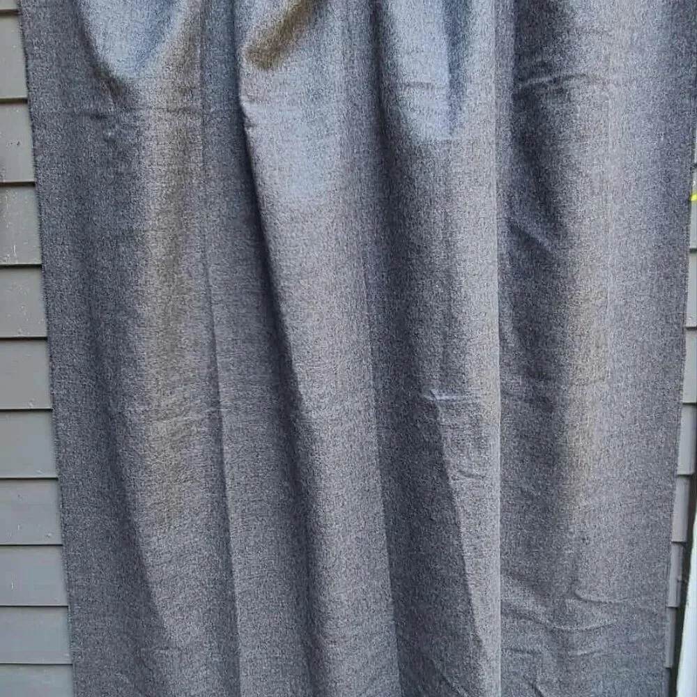 Pacas 100% Baby Alpace Throw Gray on one side Black on the other